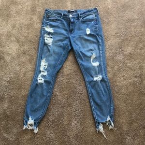 Ripped ankle jeans
